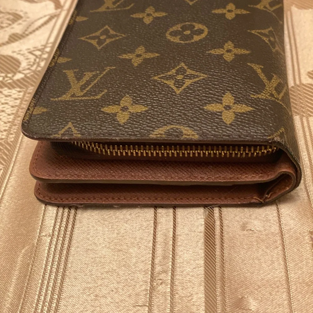 Louis Vuitton coated canvas monogram wallet